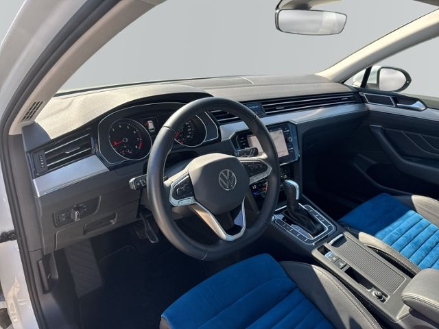 Passat Variant 2.0 TSI Elegance LED+NAVI+AHK+RFK