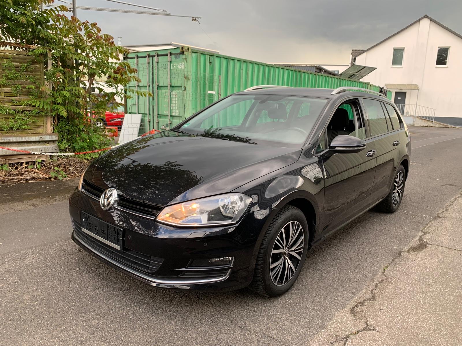 Volkswagen Golf VII Variant Allstar 2.Hand Sitzheizung PDC