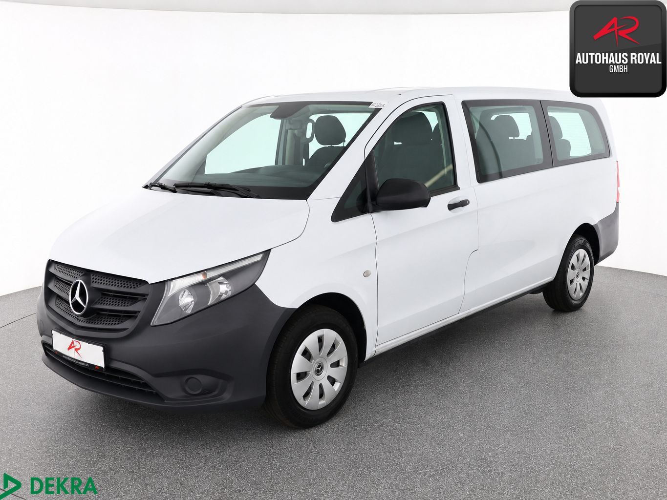 MERCEDES-BENZ Vito Tourer 116 CDI LANG 8 SITZE KLIMA,NAVI,SH