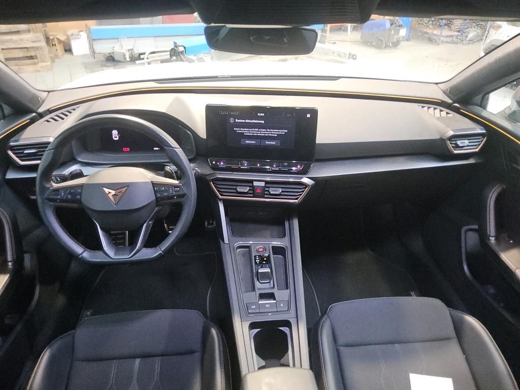 Fahrzeugabbildung CUPRA Leon ST VZ DSG Matrix Navi Brembo VC ACC RFK Bea