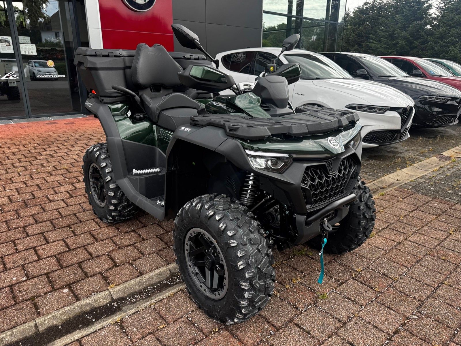 Fahrzeugabbildung CFMOTO CFMOTO CFORCE 1000 PRO ABS forest green KOFFER