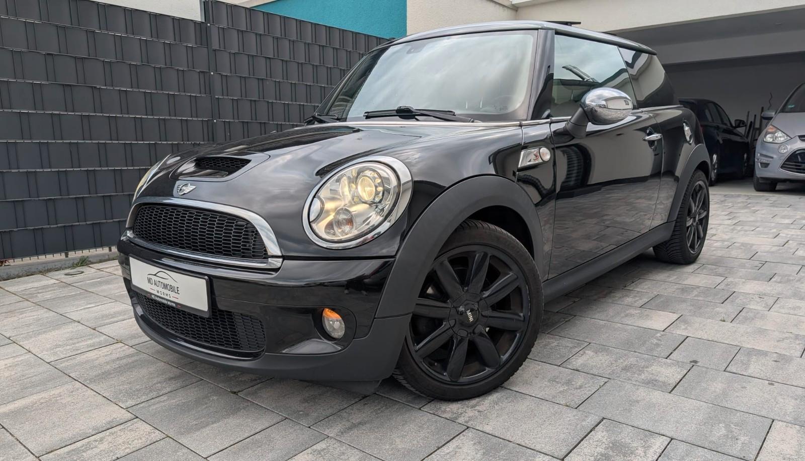 MINI Cooper S Unfallfr./Autom./Steuerk.NEU/PANO/NAVI