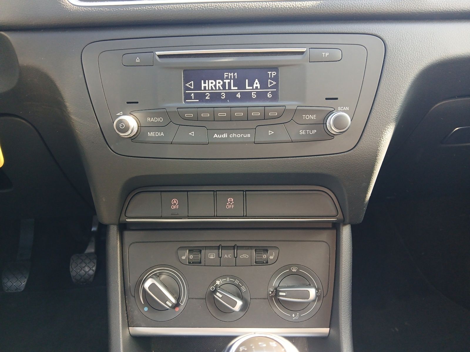 Fahrzeugabbildung Audi Q3 TFSI LED AHK SH