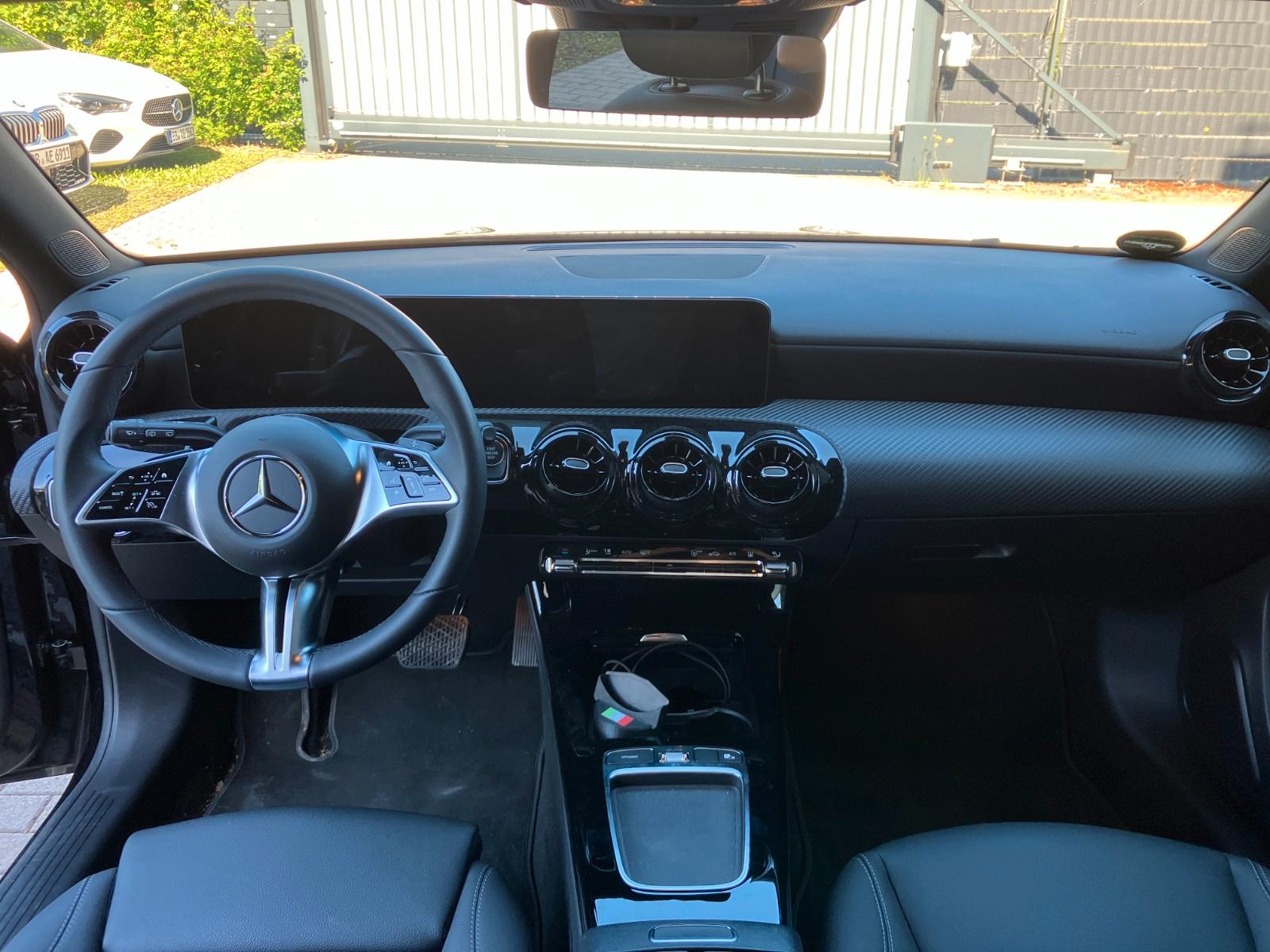 Mercedes-Benz A 250 e