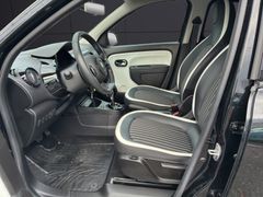 Renault Twingo Electric Intens*Szhzg.*Navi*
