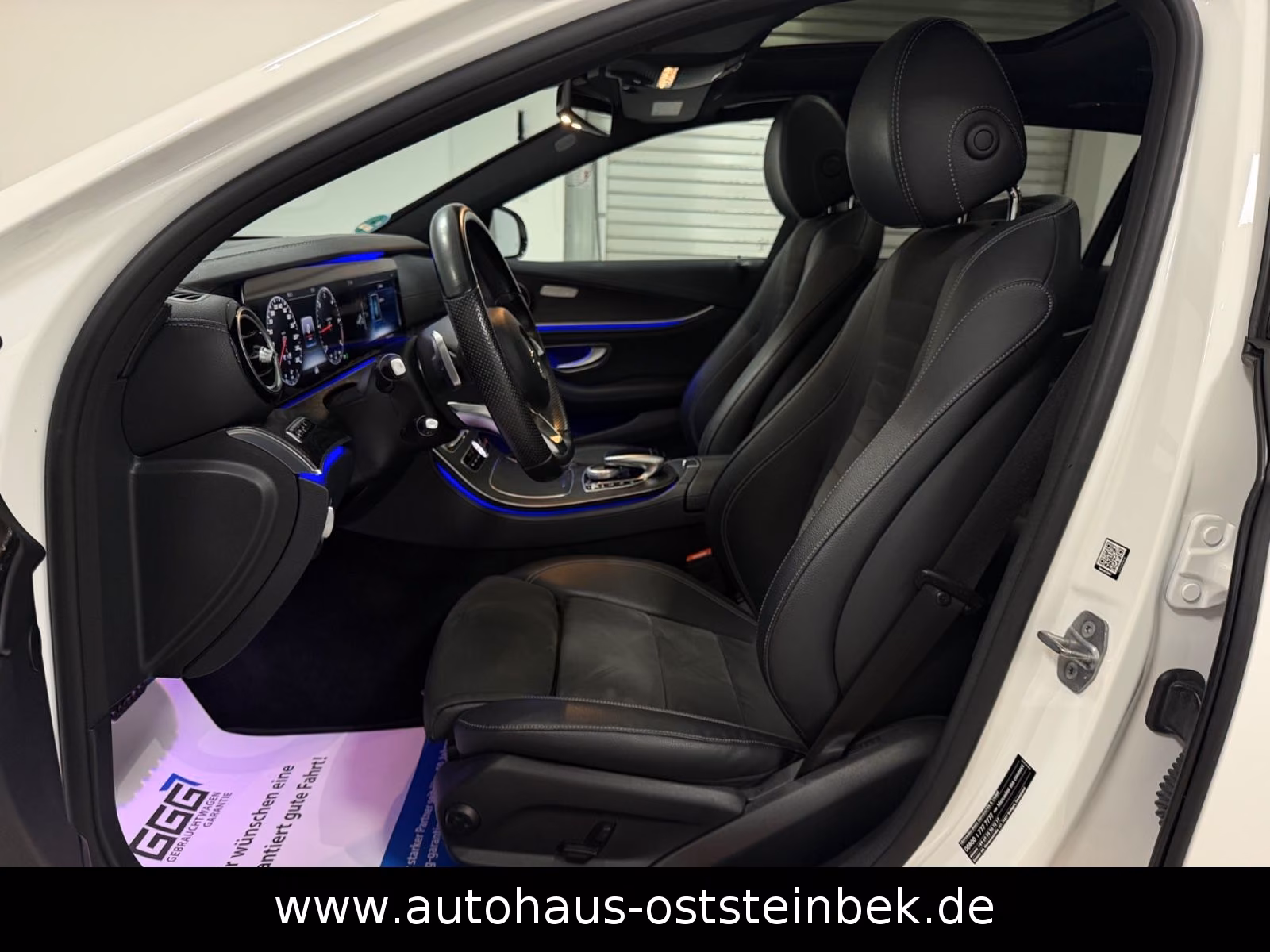 Mercedes-Benz E 220 d T 4MATIC/AMG-LINE/NIGHT/PANO/WIDESC/LED/