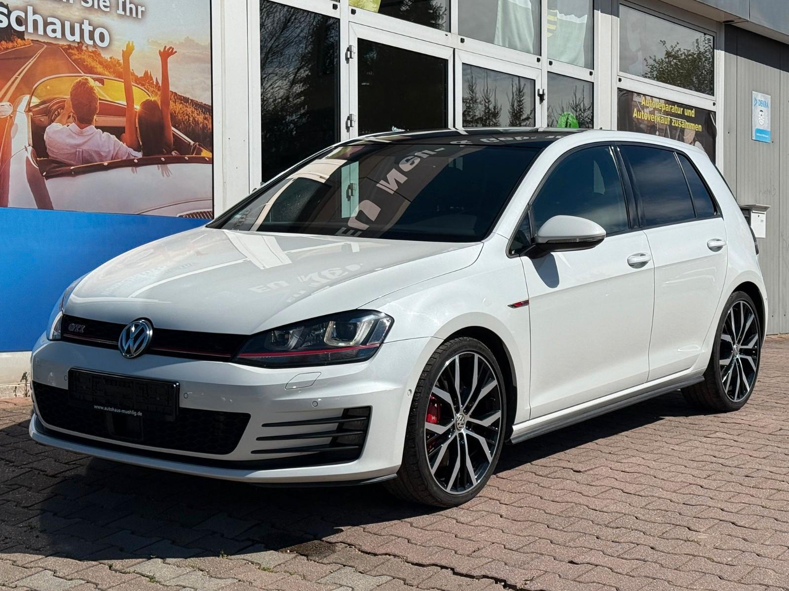 Volkswagen Golf VII Lim. GTI Performance BMT