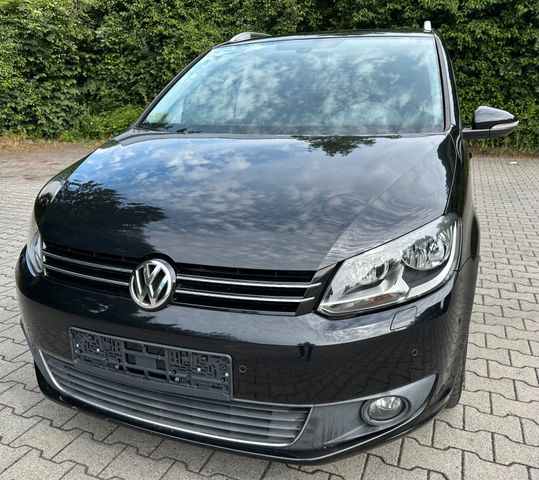 Volkswagen Touran Highline /DSG/ Panorama