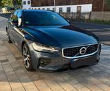 Volvo V60 T6 AWD R Design  - Volvo V60: Awd R Design