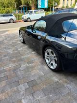 BMW Z4 3.0i schwarz M Sportfahrwerk, nur 2... - BMW Z4