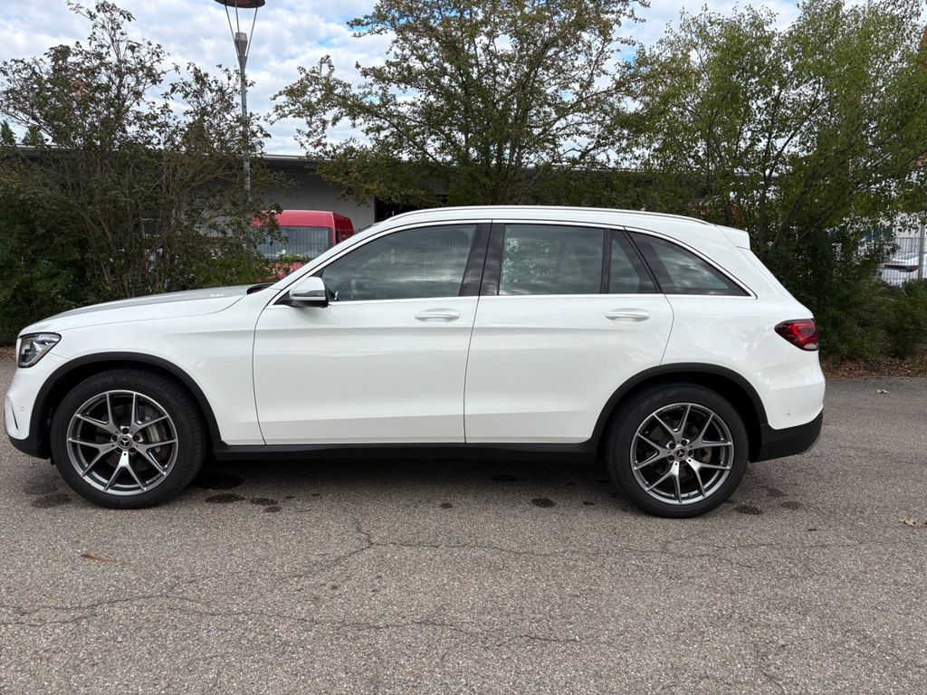 Image of Mercedes-Benz GLC 400