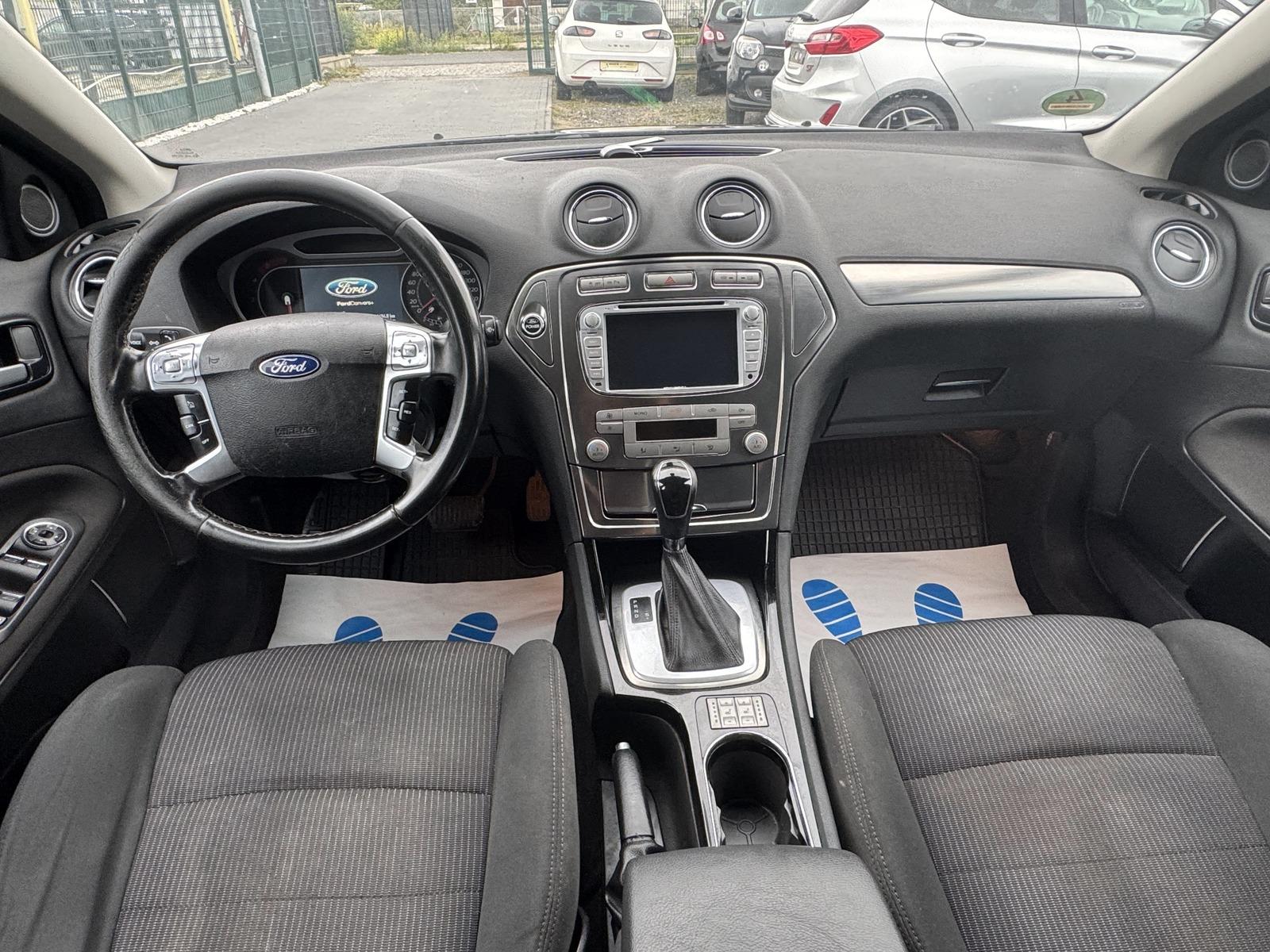 Ford Mondeo 2010 — photo 9