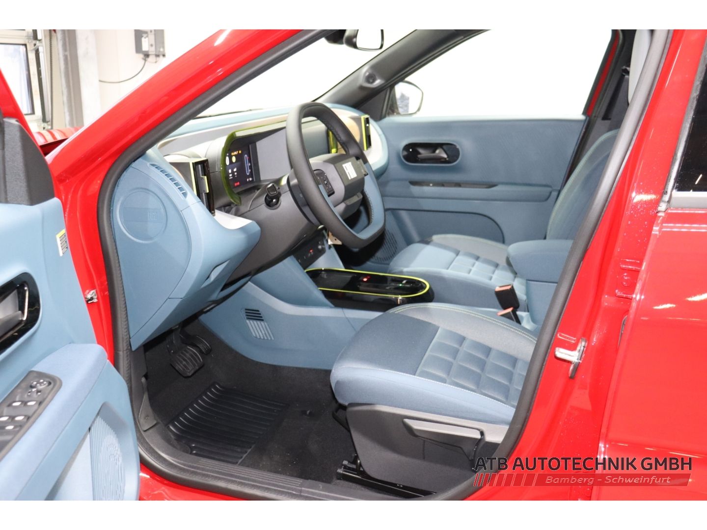 Fahrzeugabbildung Fiat Grande Panda La Prima Hybrid 1.2 eDCT Winter-Pak