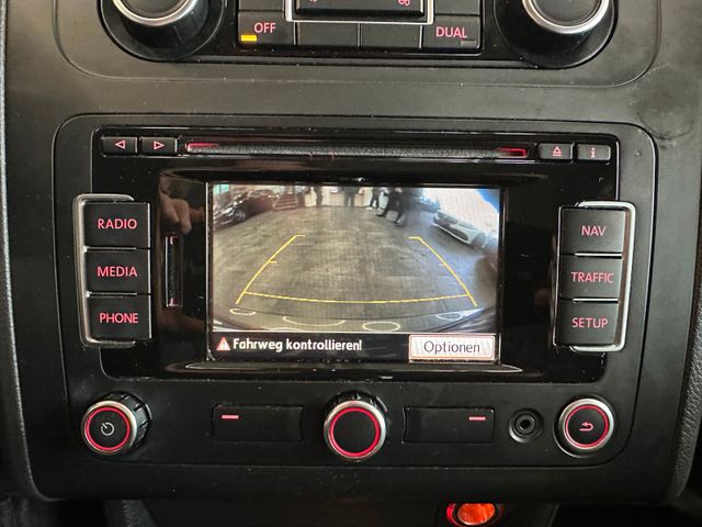 Volkswagen Touran Highline *AHK*Xenon*DAB*Klima*Navi*Kamera