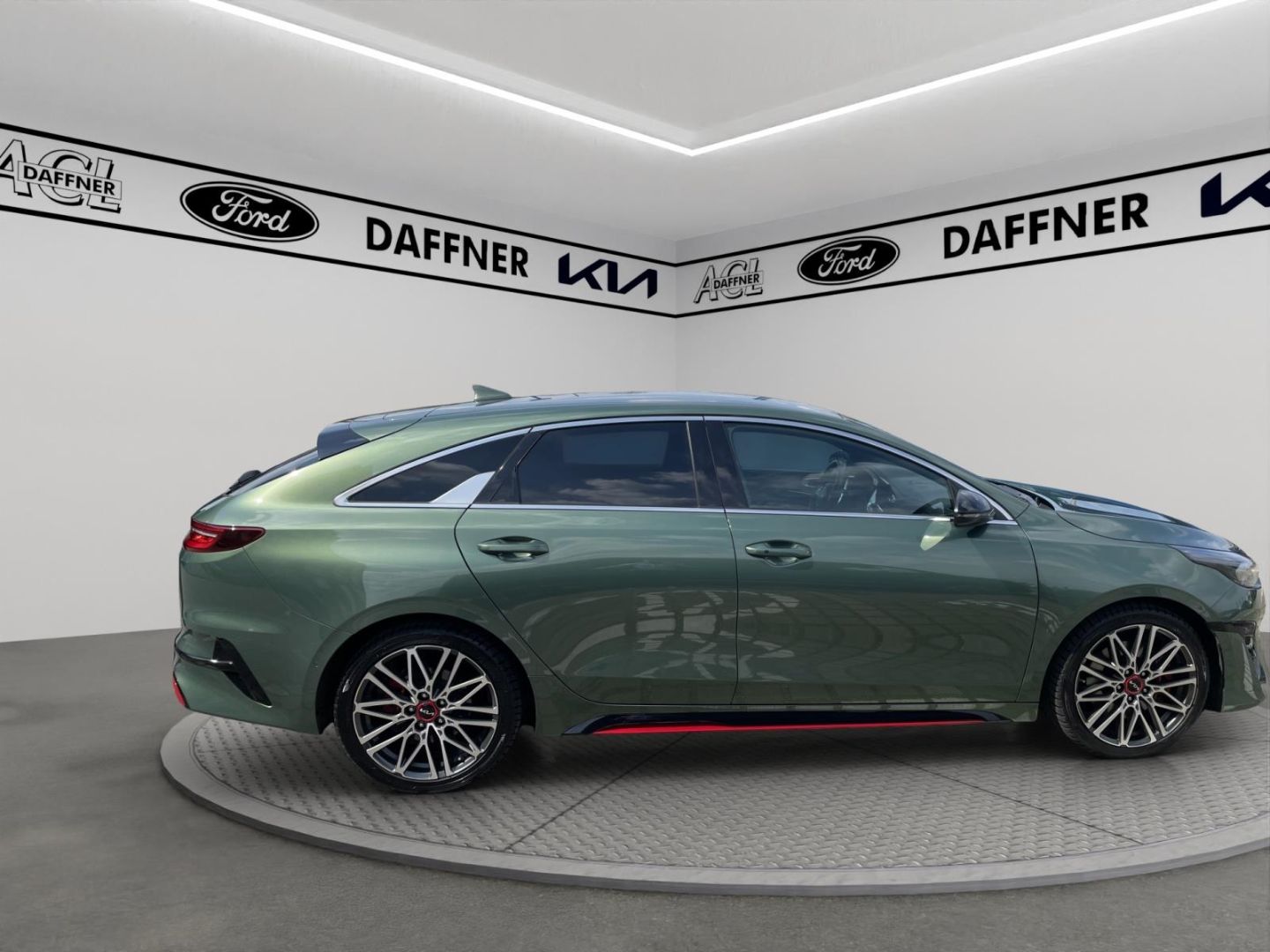 Fahrzeugabbildung Kia ProCeed GT LED totWinkelASS Kamera SpurhalteAss