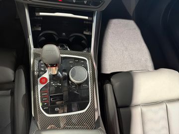 BMW M3 Competition M XDR M Drivers P. HK HiFi DAB