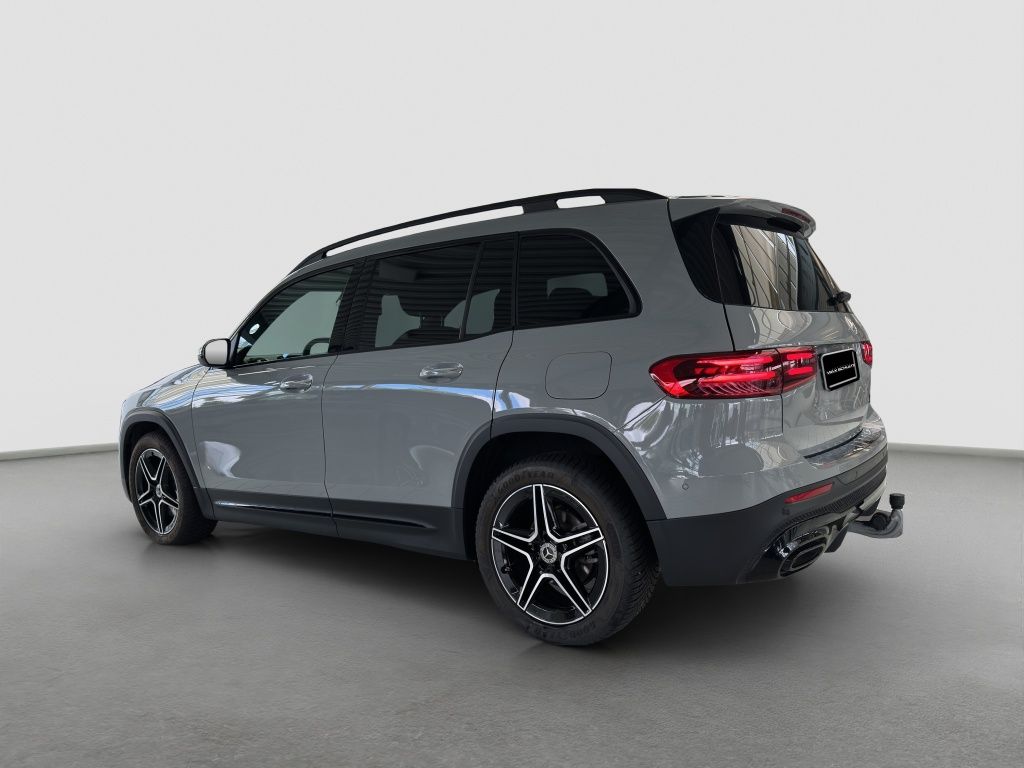 Fahrzeugabbildung Mercedes-Benz GLB 200 AMG*Night*LED*KeyLess*PDC*ParkAss*RFK