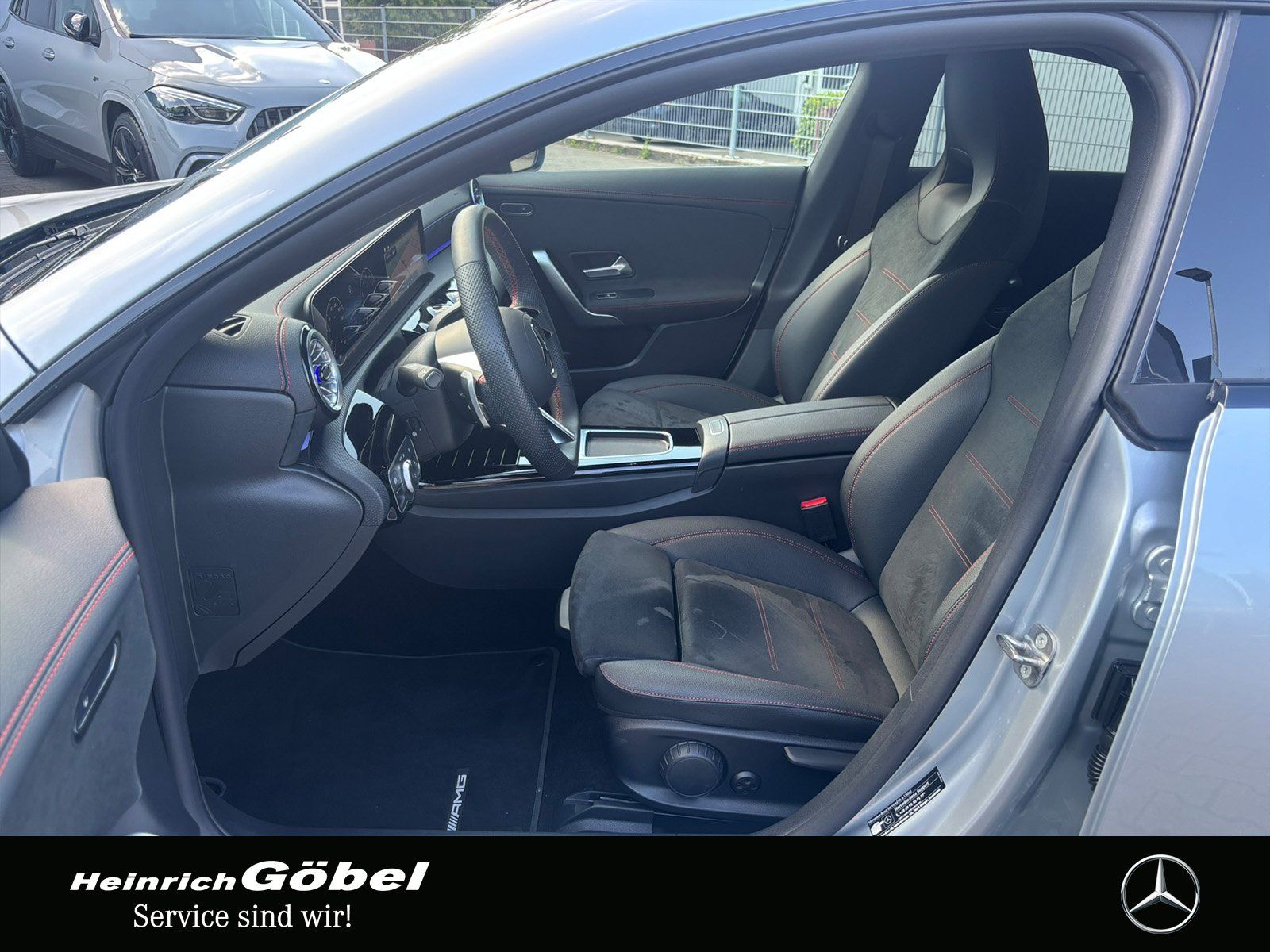 Fahrzeugabbildung Mercedes-Benz CLA 200 AMG*DISTRONIC*TOTWINKEL*ADV-SOUND*360°KA