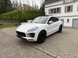 Porsche Macan Turbo S Chrono Sport  - Porsche Gebrauchtwagen in Mainz