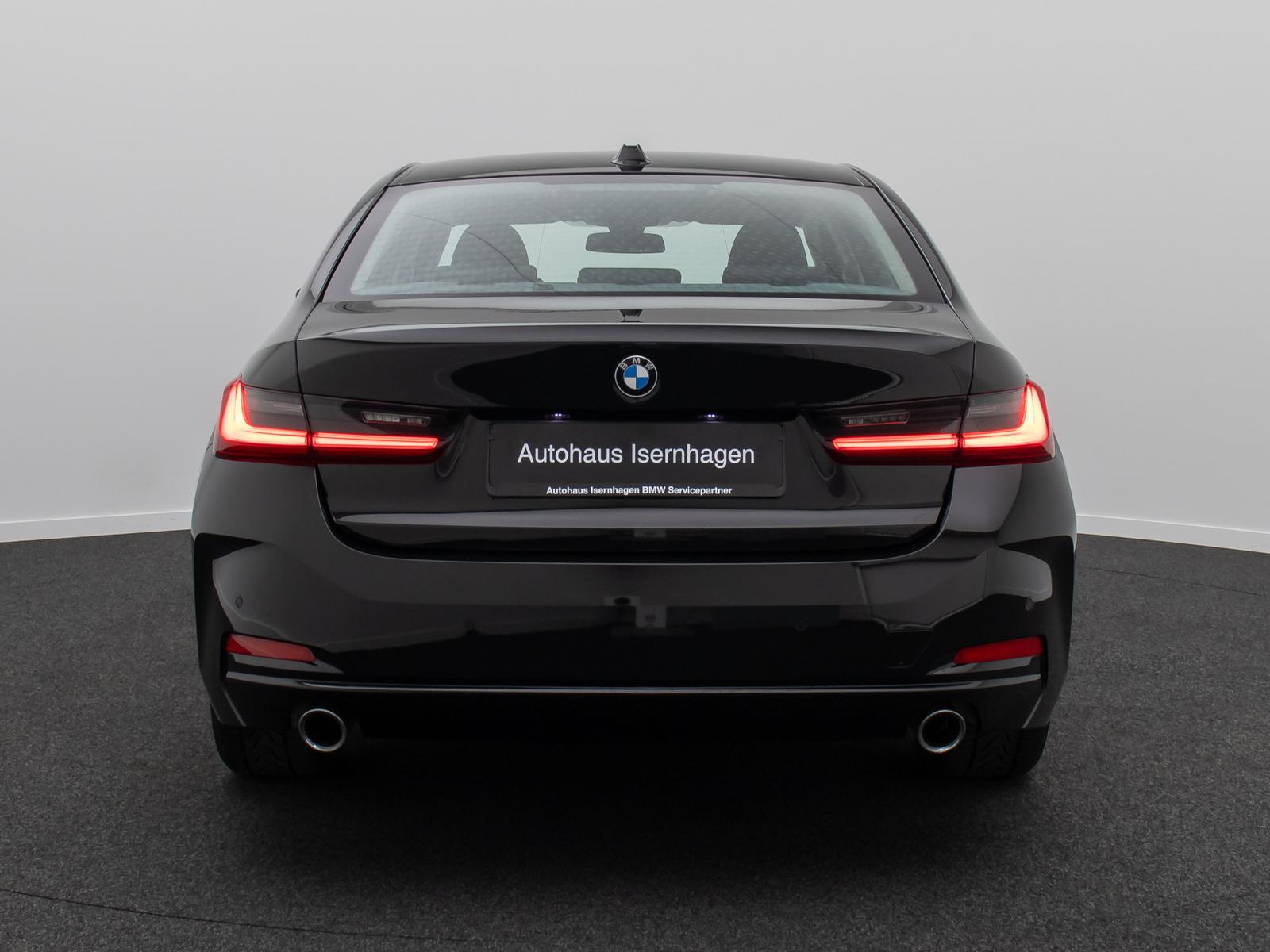 BMW 318i GeschwindigRe DAB PDC CockpitPlus Widscreen