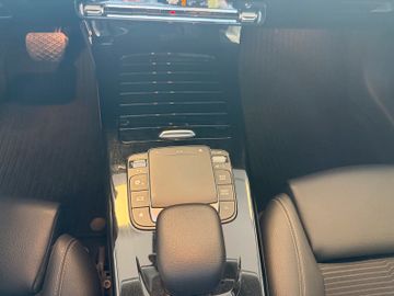 Mercedes CLA 250 Shooting Brake - 11