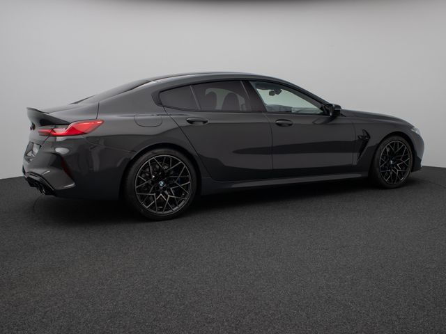 Foto Nummer 6: BMW M8