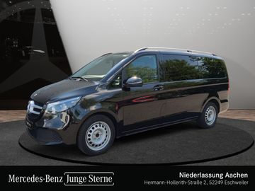 Mercedes V 220 - 2