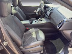 Fahrzeugabbildung DS Automobiles DS 7 Crossback E-Tense 300 4x4 Grand Chic