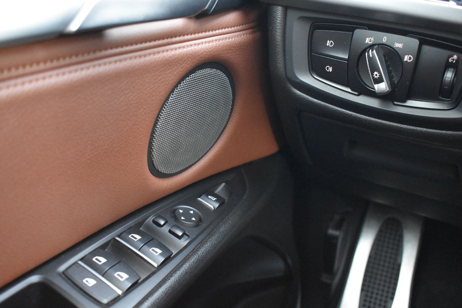 Fahrzeugabbildung BMW X5 M50d*RFK*XEN*PANO*H&K*NAVI*MIETKAUF