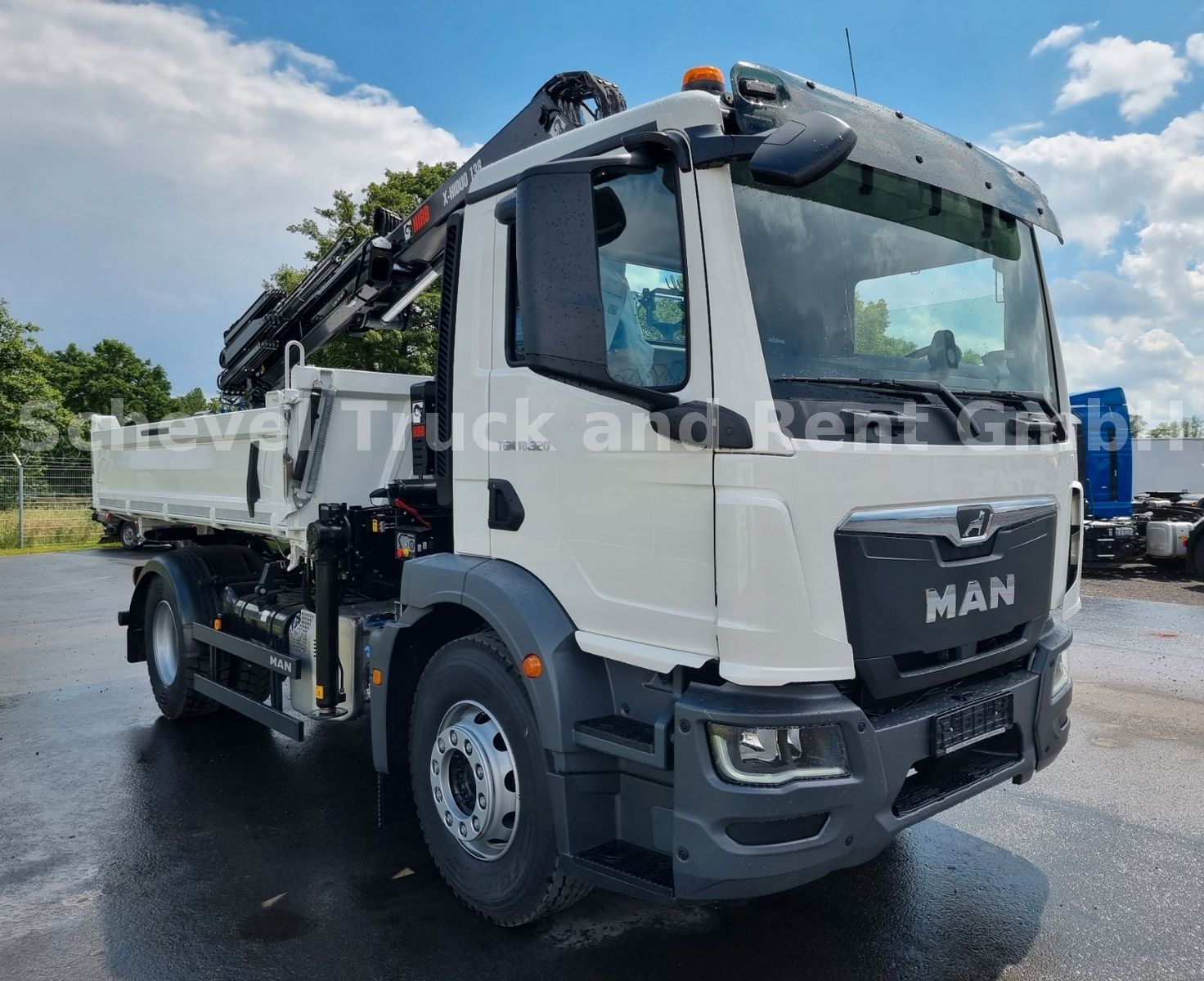 Fahrzeugabbildung MAN TGM 18.320 MEILLER HIAB 118 3xhydr Funk