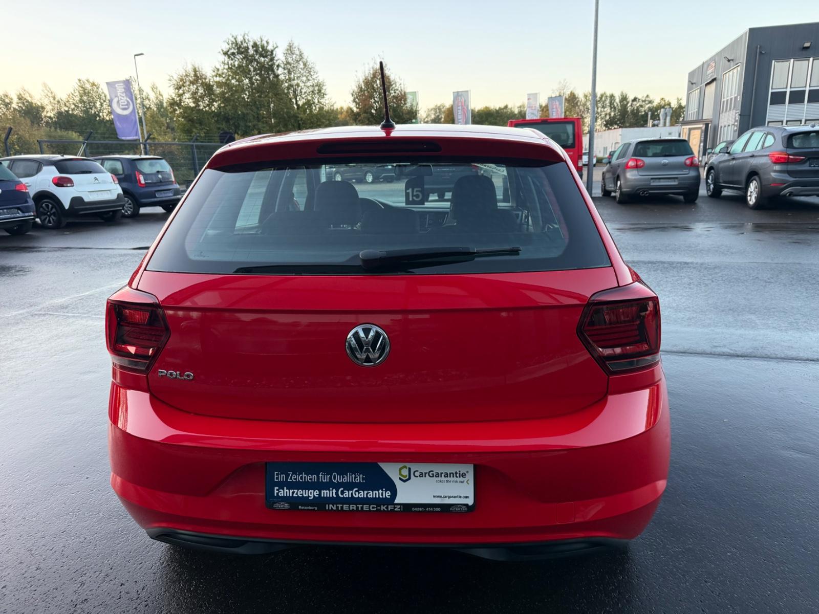 Volkswagen Polo VI Comfortline*SHZ*FSP*TEMPOMAT*ALU*TÜV NEU
