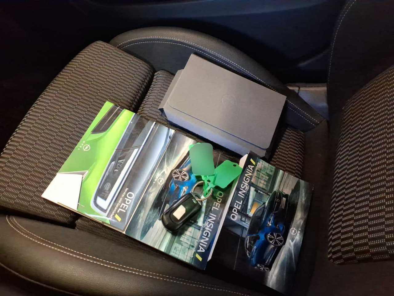Opel Insignia B Sports T Business AHK*HUD*Kamera*LED*