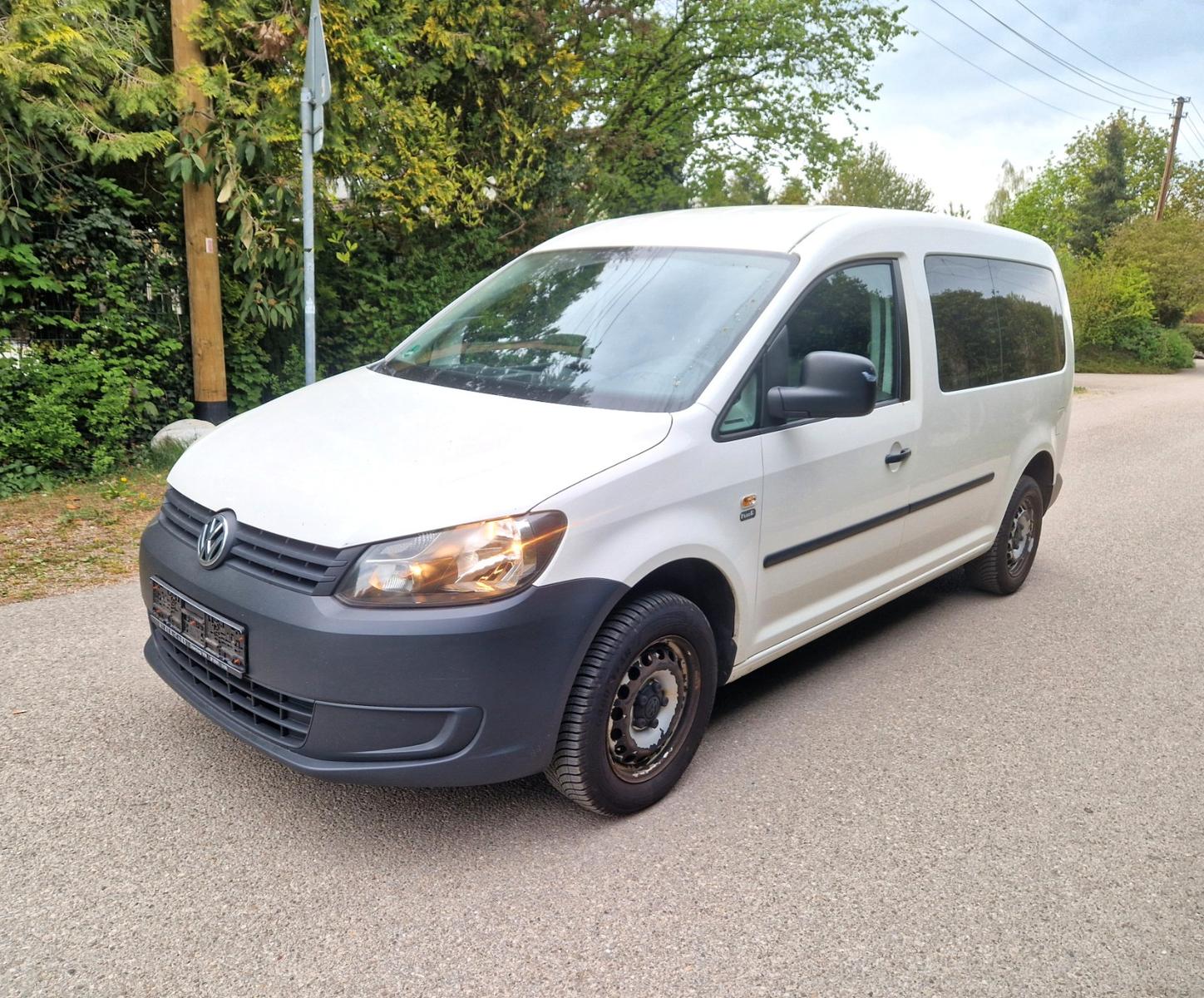 Volkswagen Caddy Maxi Bus Manual 5-Sitzer EURO5 TÜV DE
