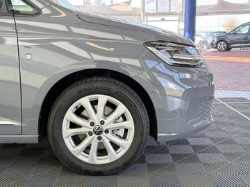Volkswagen Caddy Maxi eHYBRID DSG STYLE ACC KAM 7SITZ AHK