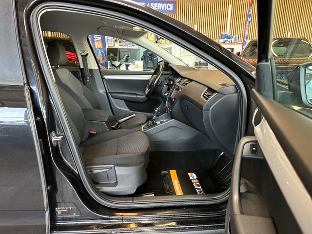 Skoda Octavia *2-ZONEN*SZHZ*NAVI*TEMPO*PDC*