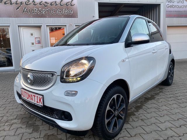 Smart ForFour 52kW Automatik Klimaaut Glasdach ALU PDC