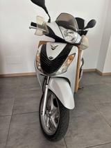 Honda SH 150 - HONDA ROLLER 150
