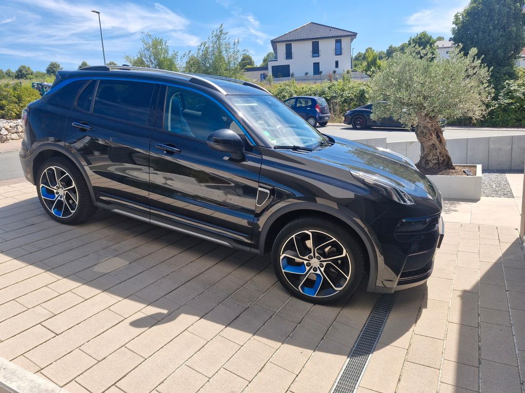 Image of Lynk&Co 01