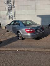Mercedes-Benz E 300 CDI Daimler - Mercedes-Benz 300 mit Diesel-Antrieb: Limousine