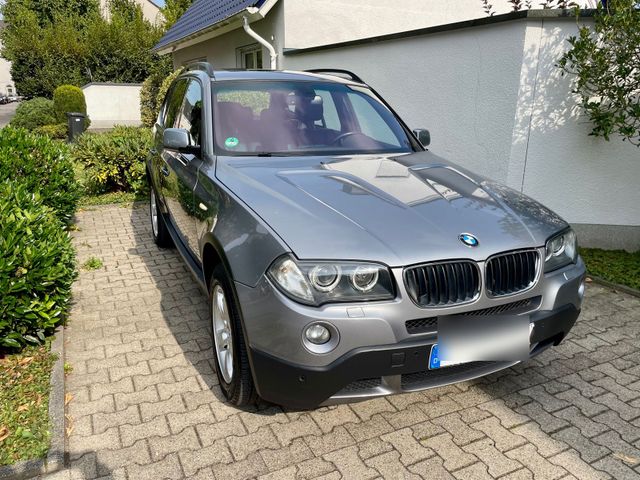 BMW X3 2.0d - Top Zustand, läuft zuverläss...