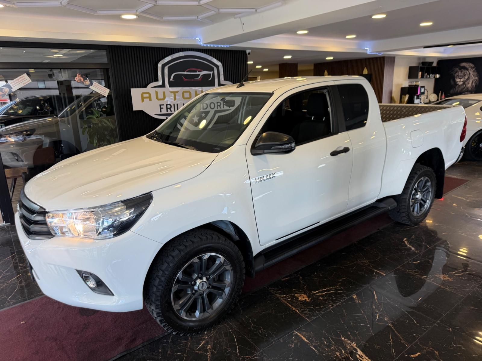TOYOTA HILUX EXTRA CAB DUTY 4X4 - 150CH - HISTORIQUE ENTRETIEN COMPLET - 2EME MAIN