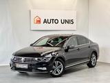 Volkswagen Passat R-line*Head-up*Led*Kamera 360*1.Hand - Volkswagen Passat: R 36