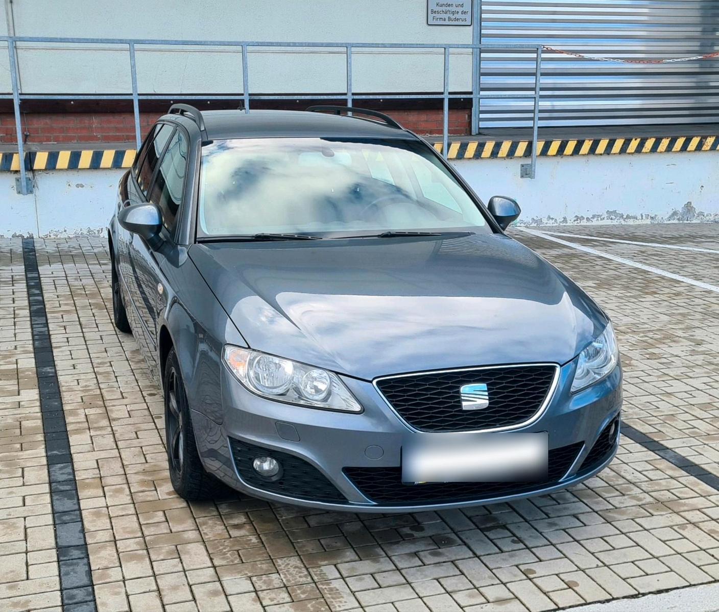 Seat Exeo 2012 — interior