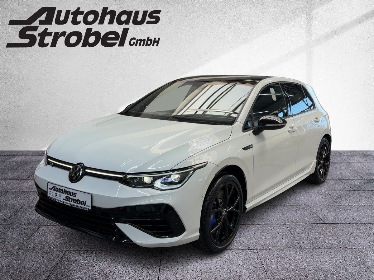 Volkswagen Golf VIII R Performance 2.0 TSI DSG 4M Black St foto 2