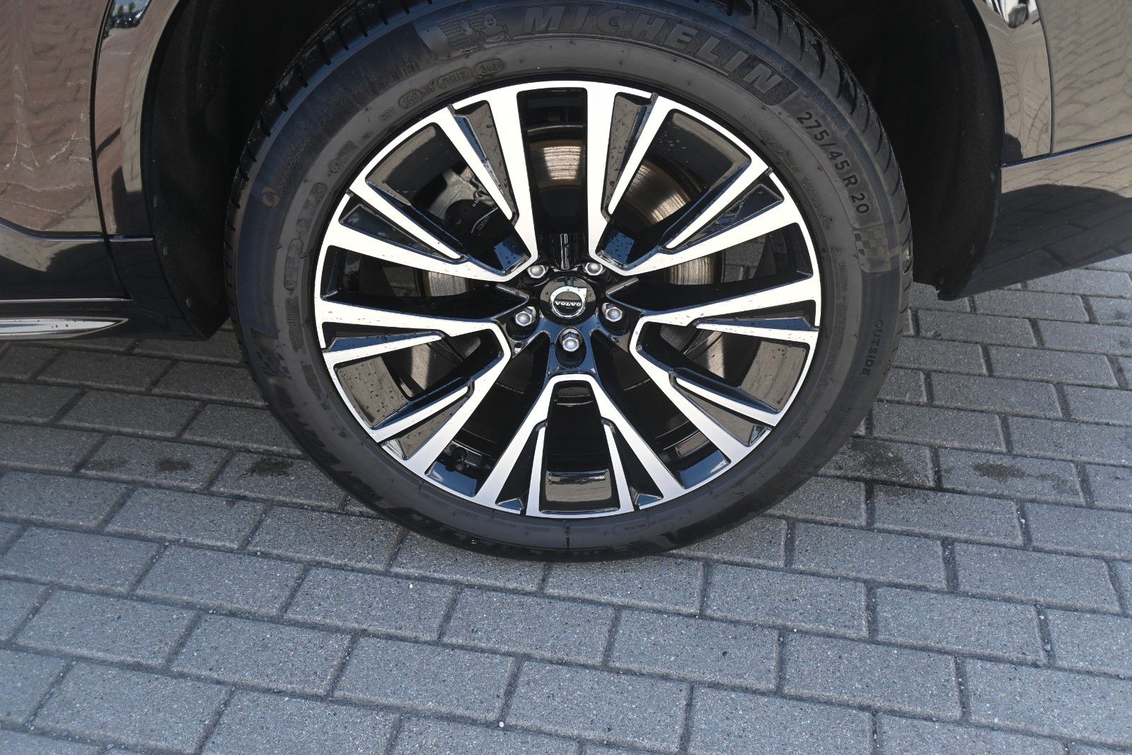 Fahrzeugabbildung Volvo XC90 T8 Ultra Bright AWD*Pano*HUD*STHZG*H&K*