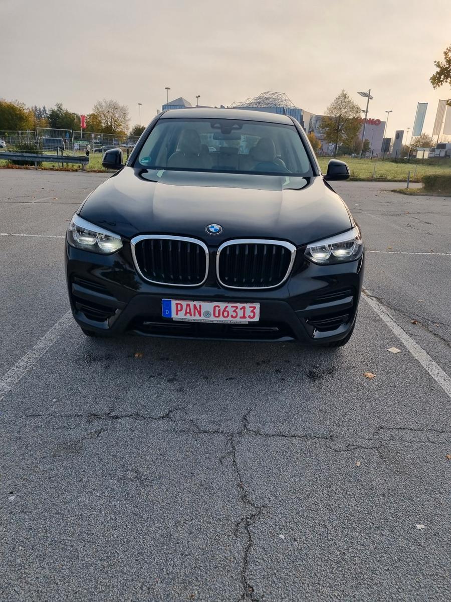 BMW X3 xDrive 20 i Advantage