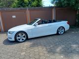 BMW 320 cabrio Xenon Leder Navi Keyless AHK  - BMW 320 mit Diesel-Antrieb: Cabrio