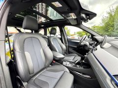 Fahrzeugabbildung X1 xDrive 20 i M Sport HUD+PANO+8xReifen