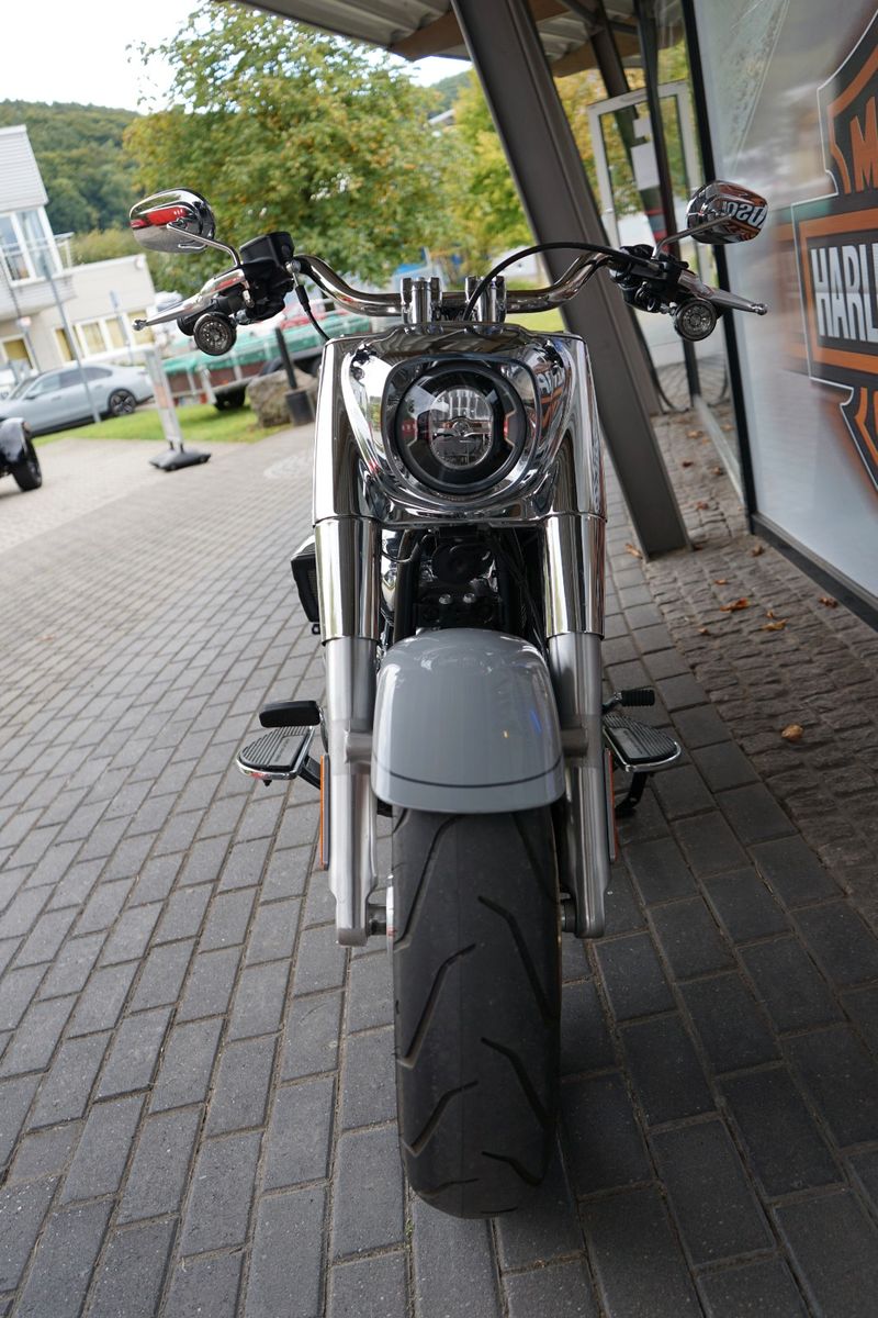 Fahrzeugabbildung Harley-Davidson Fat Boy 117 MY25 - Sofort Verfügbar