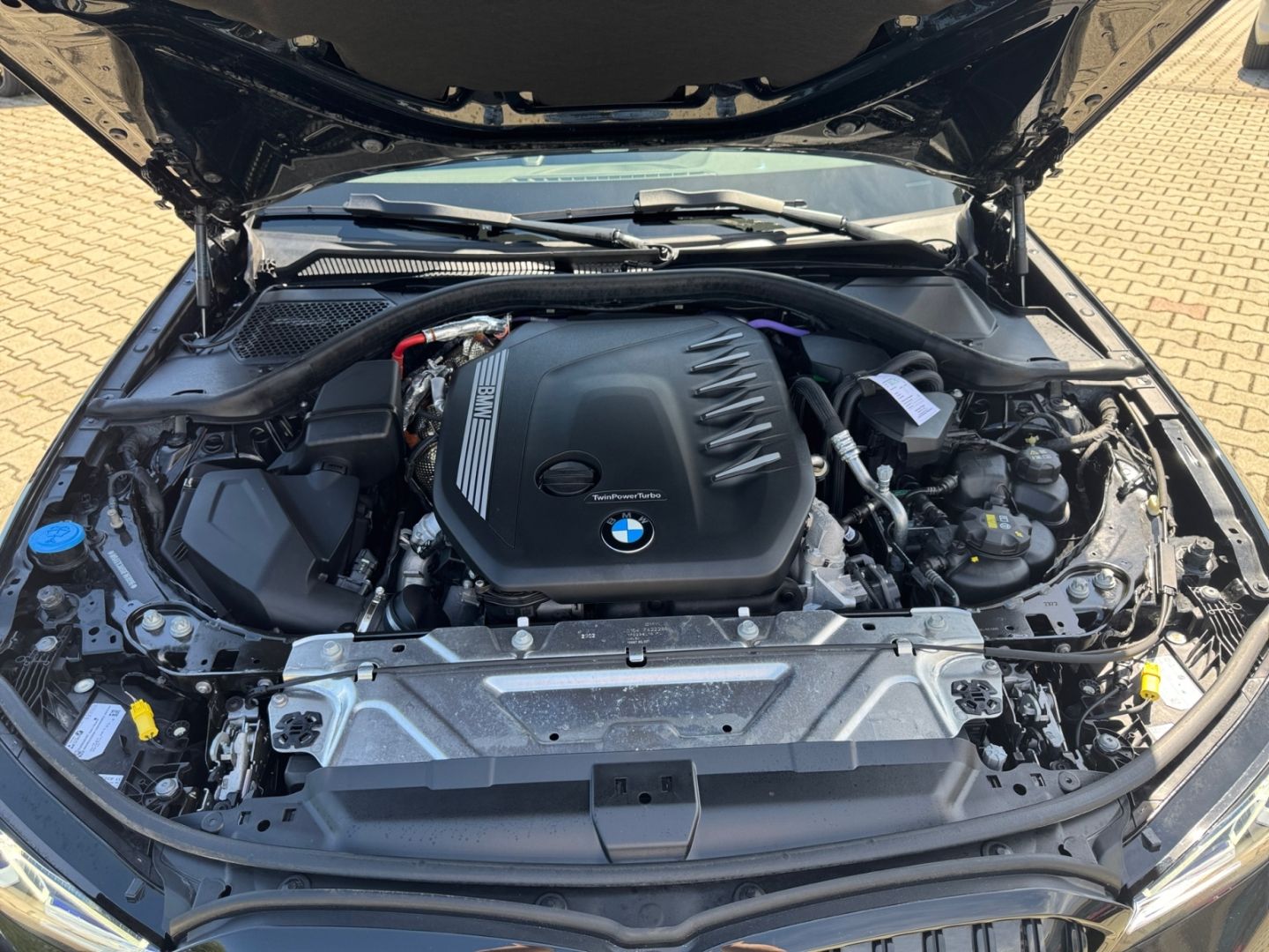 BMW 330 d M-Sport LED KLIMAAUTO NAVI SHZ PDC ALU 19' foto 20